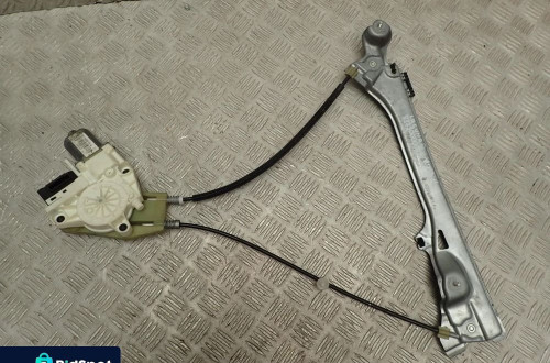 LAGUNA III MECHANIZM SZYBY PRAWY TYŁ 974827102