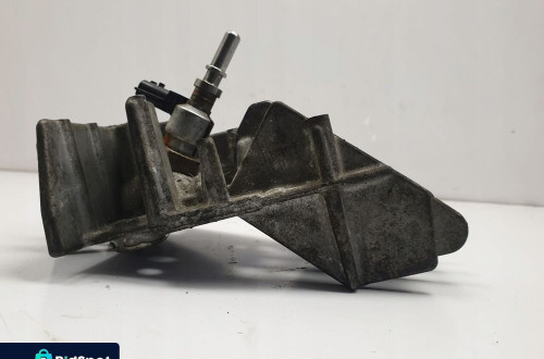 Renault Megane III 1.5 DCI ŁAPA UCHWYT wtrysk DPF