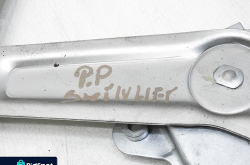 PODNOŚNIK SZYBY PRAWY PRZÓD SWIFT IV LIFT