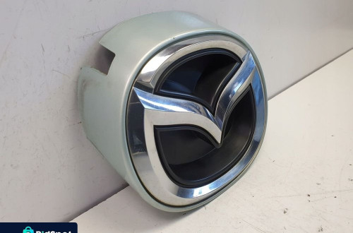 Mazda 5 I 05-10r EMBLEMAT znaczek PRZEDNI PRZÓD