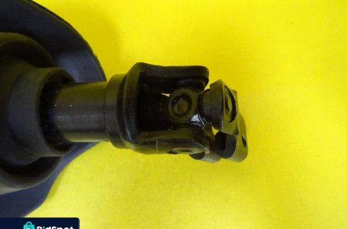 KRZYŻAK KOLUMNY KIREROWNICZEJ OPEL CORSA C LIFT NR194