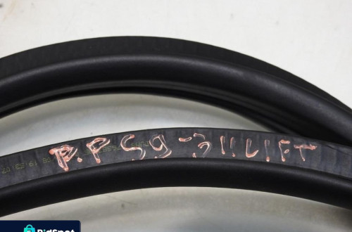 USZCZELKA DRZWI PRAWY PRZÓD SAAB 9-3 II LIFT