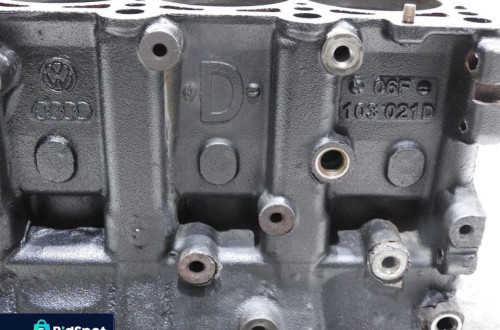 BLOK SILNIKA AUDI A4 B7 2.0 TFSI BWE