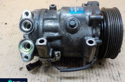 VOLVO C30 1.6 D KOMPRESOR SPRĘŻARKA  KLIMATYZACJI 36000990