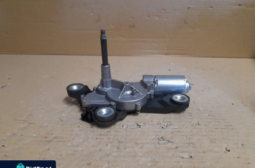 SILNICZEK WYCIERACZKI TYŁ FORD FOCUS MK3 nr 0390201205 / BV61-17K441-AA