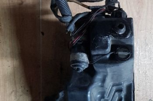 MAZDA 6 GG GY ZBIORNICZEK SPRYSKIWACZY KOMPLETNY 855341-054