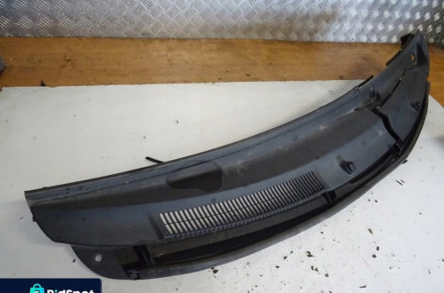 PODSZYBIE 55781-0D100 TOYOTA YARIS II