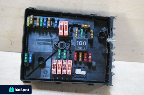 SKRZYNKA BEZPIECZNIKÓW 1K0937125 2.0 TDI AUDI VW