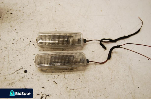 LAMPKI OŚWIETLENIA KABINY 8L0947105A AUDI A3 8L A4 A6