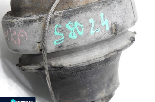 ŁAPA PODUSZKA SILNIKA VOLVO S80 2.4 B