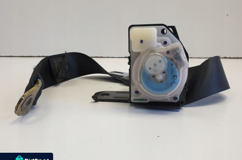 Toyota Corolla E12 PAS BEZPIECZEŃSTWA prawy TYŁ