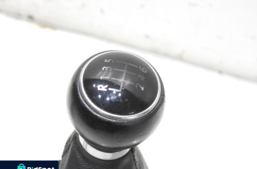 WYBIERAK ZMIANY BIEGÓW VW TOURAN 1.4 TSI