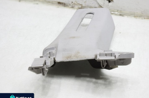 PLASTIK OSŁONA SŁUPKA PRAWY ŚRODEK 407 COUPE