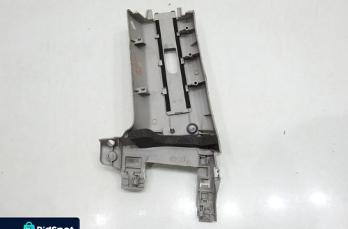 PLASTIK OSŁONA SŁUPKA PRAWY ŚRODEK 407 COUPE