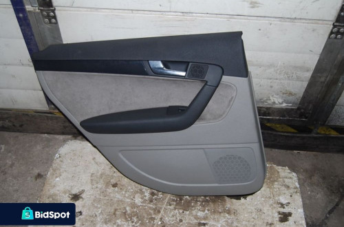 BOCZEK TAPICERKA LEWA TYLNA AUDI A3 8P4 5D 2005R.