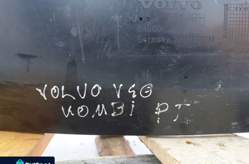 Volvo V40 I TYLNE PRAWE NADKOLE Prawy tył 30883731