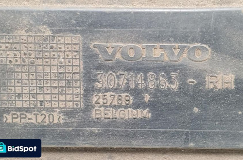 OSŁONA PODWOZIA PRAWY TYŁ VOLVO C30 30714863