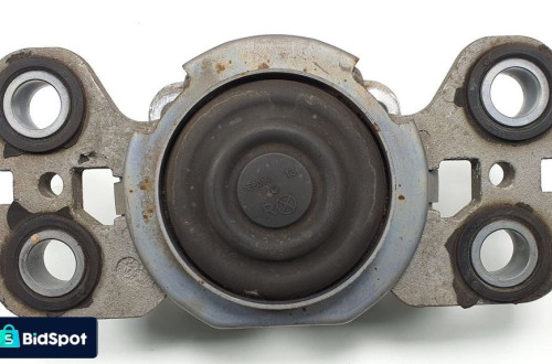ŁAPA PODUSZKA SILNIKA VOLVO V60 2.4 8G9N-7M121-AA