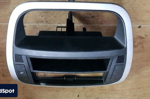 CITROEN C2 PANEL KONSOLA ŚRODKOWA 9653074277