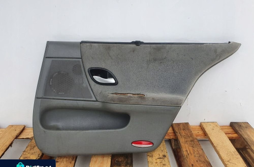 Renault Laguna II BOCZEK DRZWI PRAWY TYŁ roleta