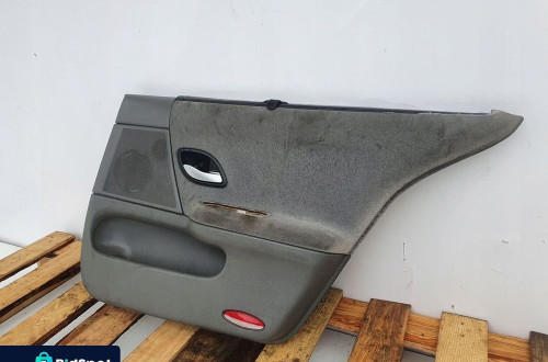 Renault Laguna II BOCZEK DRZWI PRAWY TYŁ roleta