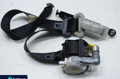 PAS BEZPIECZEŃSTWA NAPINACZ PRAWY PRZÓD MAZDA 5 II