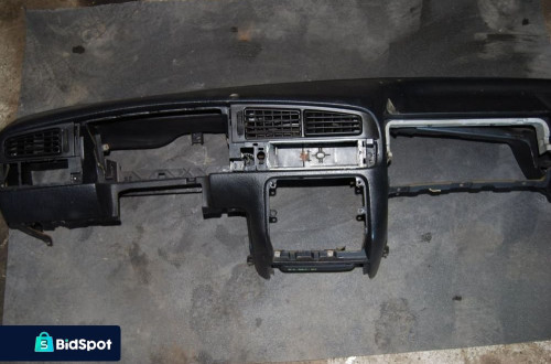 DESKA ROZDZIELCZA KOKPIT KONSOLA VW GOLF III GTI