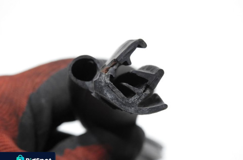 USZCZELKA DRZWI LEWY TYŁ HONDA CR-V I