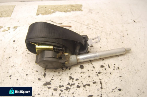 PAS BEZPIECZEŃSTWA PRAWY LEWY PRZÓD 895857706BK 895857705BK AUDI A3 8L