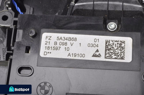 BMW F40 OŚWIETLENIE LAMPKA KABINY WNĘTRZA 21R