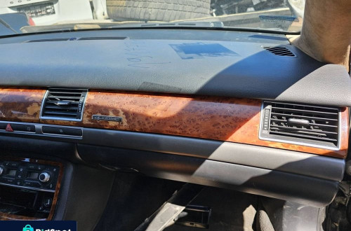 DESKA KOKPIT AUDI A8 D3 CZARNA LIFT