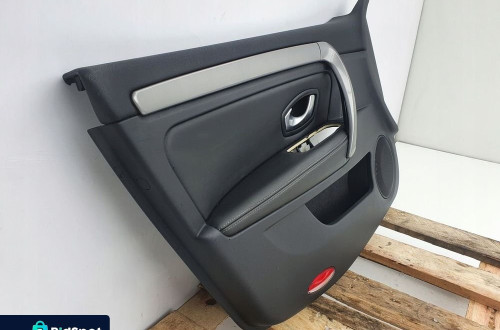 Renault Laguna III BOCZEK DRZWI LEWY PRZÓD skóra