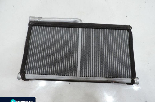 CHŁODNICZKA NAGRZEWNICY WODY AUDI A6 C6