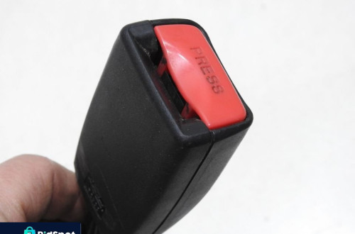 ZAPINKA PASA BEZPIECZEŃSTWA LEWY PRZÓD MAZDA 5 II