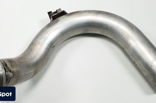 RURA RURKA INTERCOOLERA VOLVO XC90 I 2.9 8626058