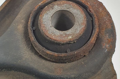 WAHACZ TYŁ TYLNY MERCEDES W203