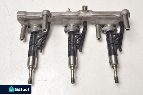 BMW F22 F87 M240i 3.0 LISTWA WTRYSKOWA 8694197