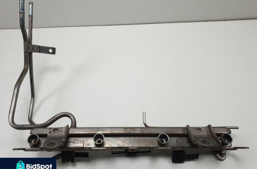 LISTWA WTRYSKOWA SUZUKI JIMNY III 1.3