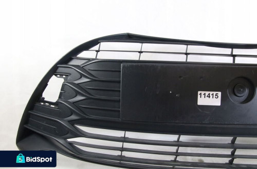 Kratka Atrapa dolna plastik w Zderzak przod Toyota Yaris III 3 Lift 2017-20