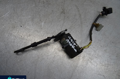 AUDI A4 B5 KOMBI 1.9 TDI POTENCJOMETR GAZU 0205001032