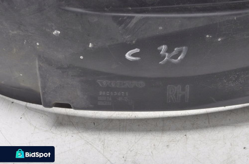 VOLVO C30 NADKOLE PRZÓD PRZEDNIE PRAWE 31213671