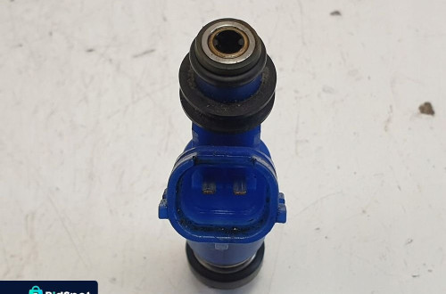 Mazda MX-5 MX5 II 1.6 16V WTRYSKIWACZ 195500-3030