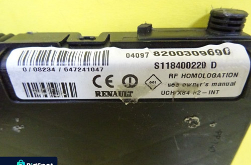 SKRZYNKA MODUŁ STEROWNIK BSI RENAULT MEGANE II 8200309690 / S118400220D NR71