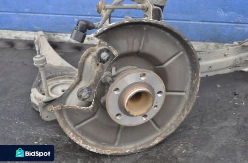 VOLVO S60 V60 ZWROTNICA PRAWA TYLNA WAHACZ TYLNY