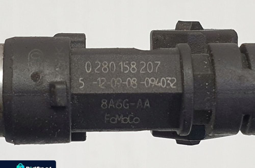 Opel Meriva B 1.4 T turbo WTRYSKIWACZ 028158207