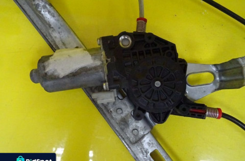 PODNOŚNIK SZYB LEWY PRZÓD PEUGEOT 206+ PLUS MECHANIZM ELEKTRYCZNY NR734