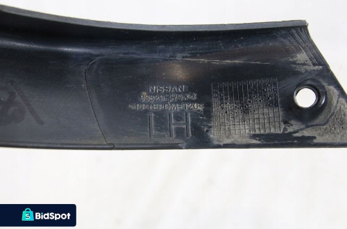 Listwa Nakładka Błotnik tyl ny Lewy Nissan Nissan Qashqai I 1 j10 2007-2015