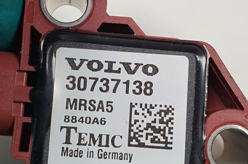 SENSOR UDERZENIOWY VOLVO C70 II 30737138