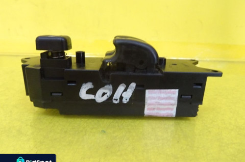 PRZEŁĄCZNIK SZYB PANEL LEWY PRZÓD MITSUBISHI COLT MR194815 NR134