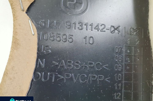 BMW X6 E71 PRAWA OSŁONA SŁUPKA skóra 6979847